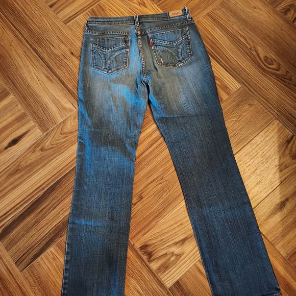 Vintage Levi's 505 Straight Leg Jeans 8M. - Picture 2 of 12